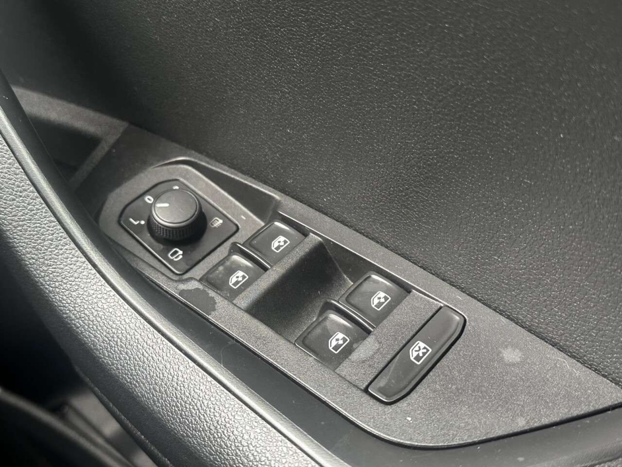 2021 SKODA KAROQ 2021 SKODA KAROQ