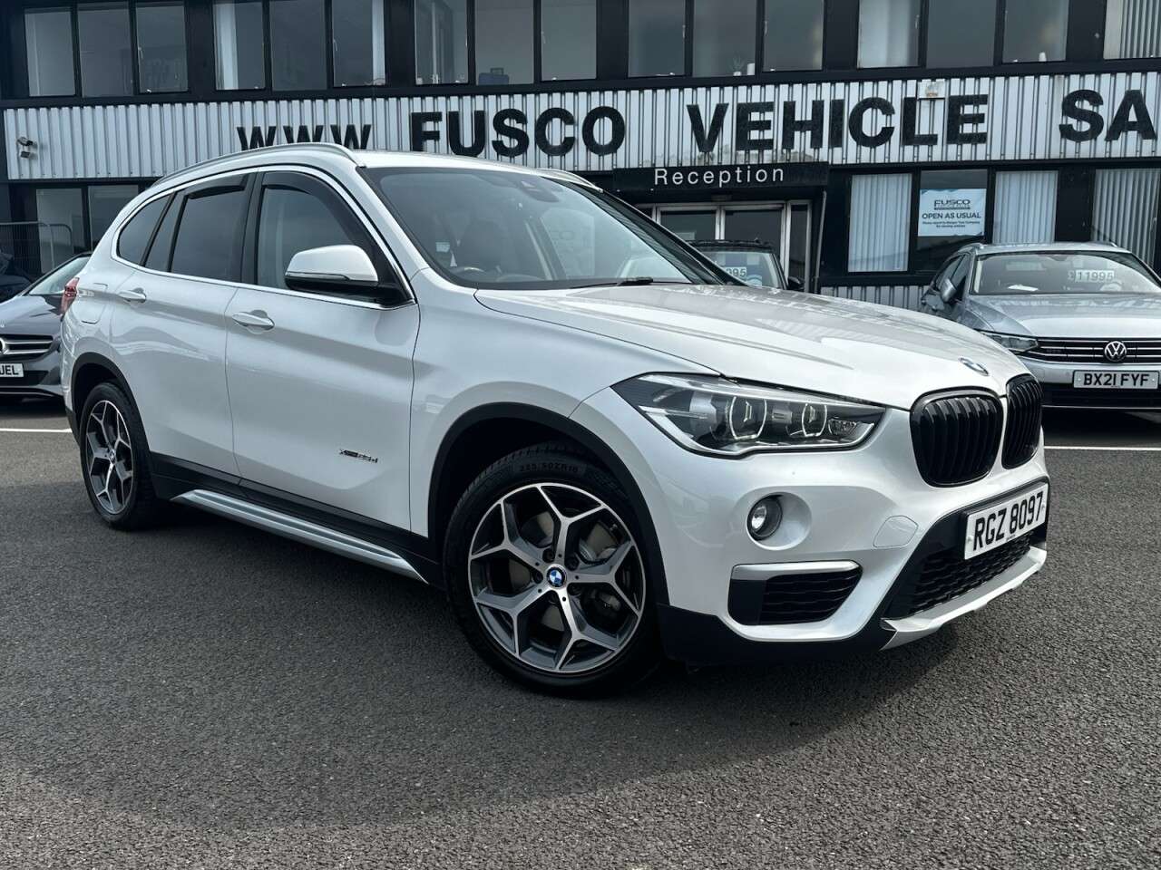 A 2017 BMW X1 2.0 25d xLine SUV 5dr Diesel Auto xDrive Euro 6 (s/s) (231 ps) LEATHER INTE A 2017 BMW X1 2.0 25d xLine SUV 5dr Diesel Auto xDrive Euro 6 (s/s) (231 ps) LEATHER INTE