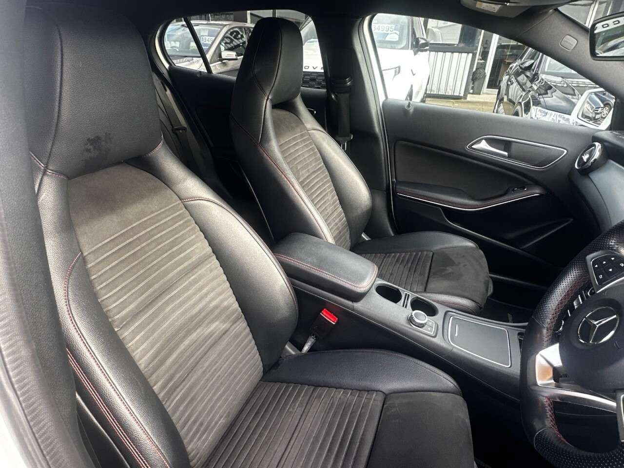 2018 MERCEDES-BENZ 180 2018 MERCEDES-BENZ 180