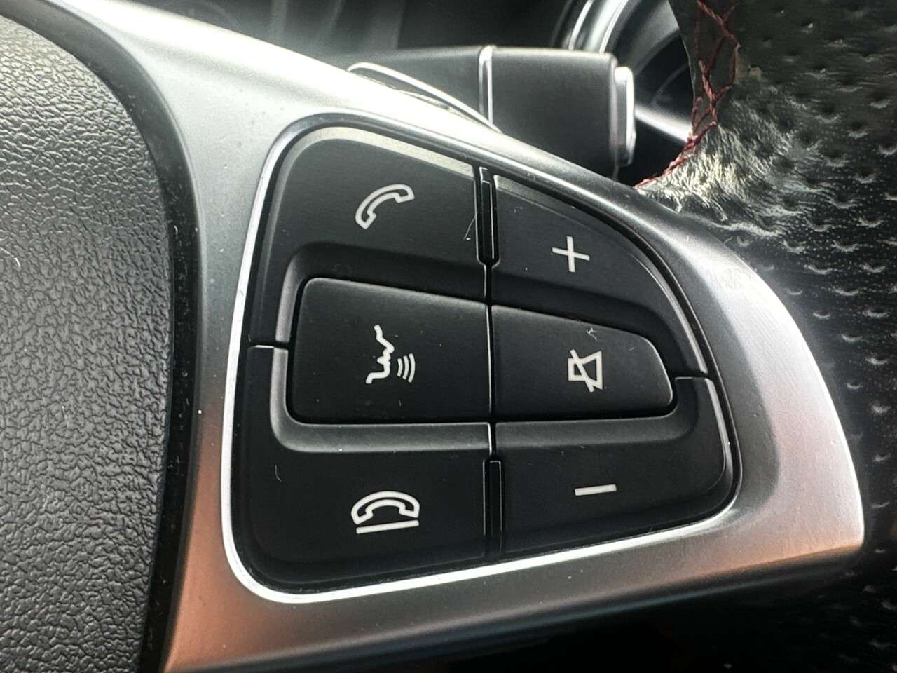 2018 MERCEDES-BENZ 180 2018 MERCEDES-BENZ 180