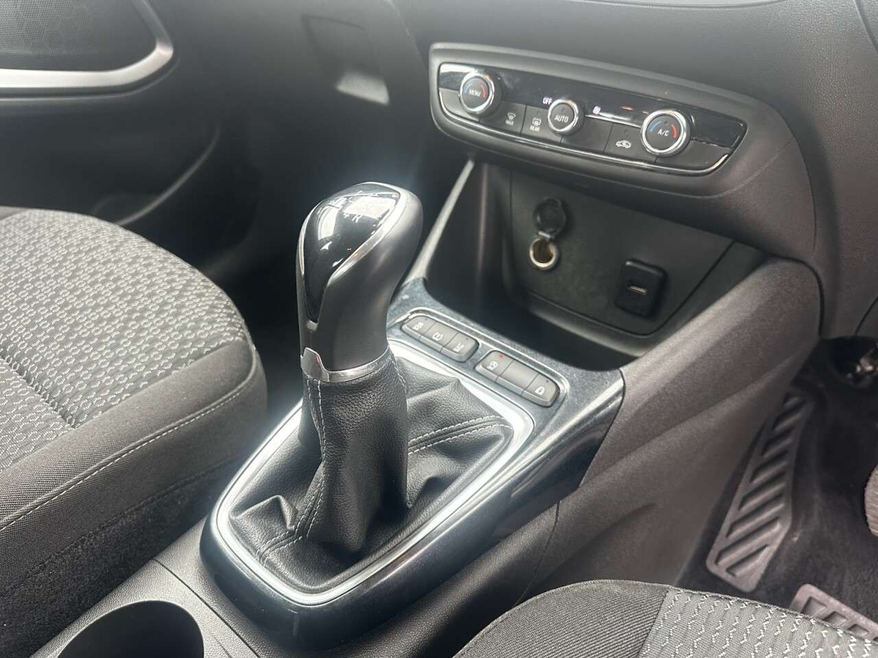 2017 VAUXHALL CROSSLAND X 2017 VAUXHALL CROSSLAND X