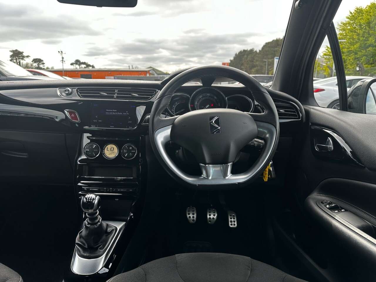 2016 DS AUTOMOBILES DS 3 2016 DS AUTOMOBILES DS 3