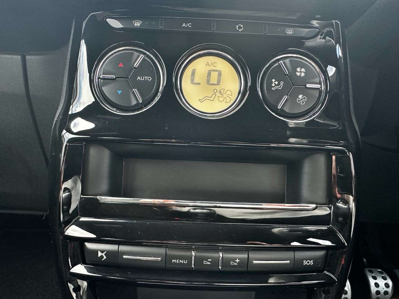 2016 DS AUTOMOBILES DS 3 2016 DS AUTOMOBILES DS 3