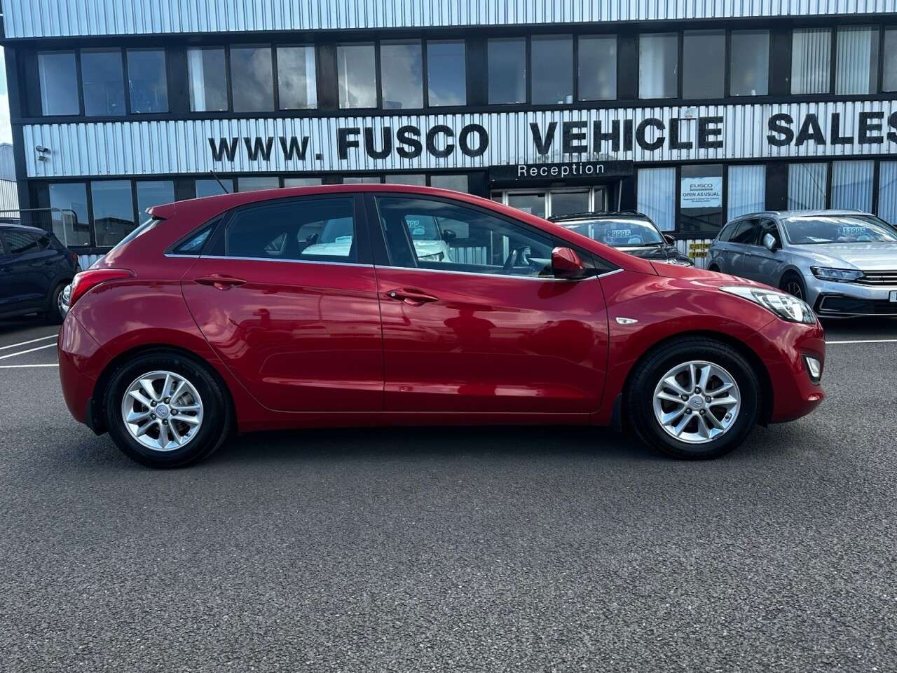 A 2016 HYUNDAI I30 1.6 CRDi Blue Drive SE Hatchback 5dr Diesel Manual Euro 6 (s/s) (110 ps) GO A 2016 HYUNDAI I30 1.6 CRDi Blue Drive SE Hatchback 5dr Diesel Manual Euro 6 (s/s) (110 ps) GO