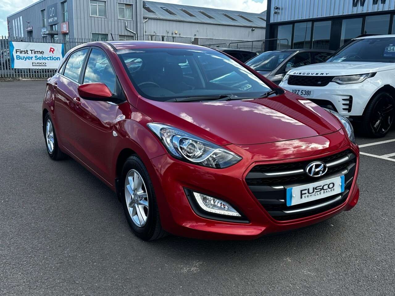 A 2016 HYUNDAI I30 1.6 CRDi Blue Drive SE Hatchback 5dr Diesel Manual Euro 6 (s/s) (110 ps) GO A 2016 HYUNDAI I30 1.6 CRDi Blue Drive SE Hatchback 5dr Diesel Manual Euro 6 (s/s) (110 ps) GO