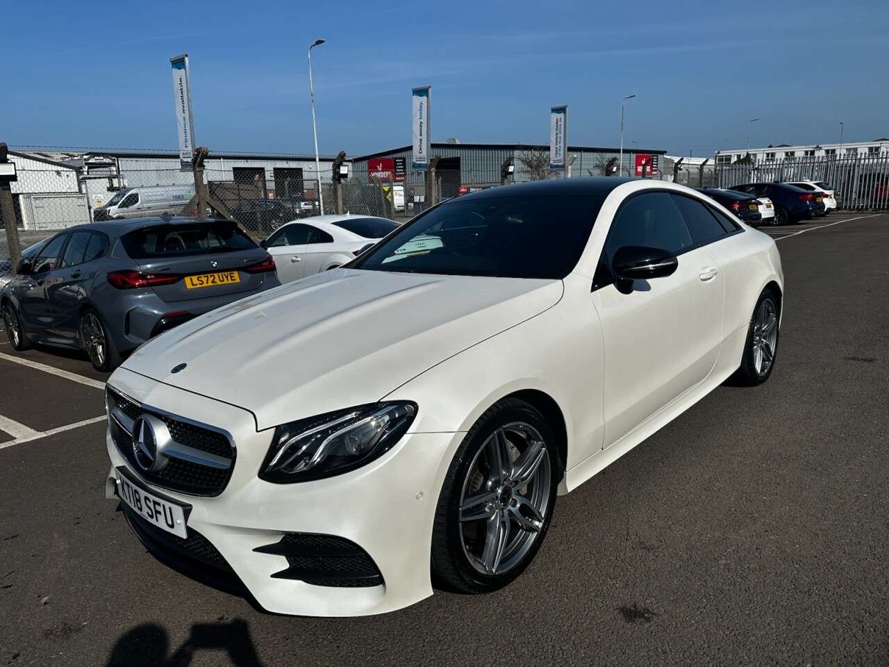 A 2018 MERCEDES-BENZ E-CLASS 2.0 E220d AMG Line Coupe 2dr Diesel G-Tronic+ Euro 6 (s/s) (194 ps) ALCANTA A 2018 MERCEDES-BENZ E-CLASS 2.0 E220d AMG Line Coupe 2dr Diesel G-Tronic+ Euro 6 (s/s) (194 ps) ALCANTA
