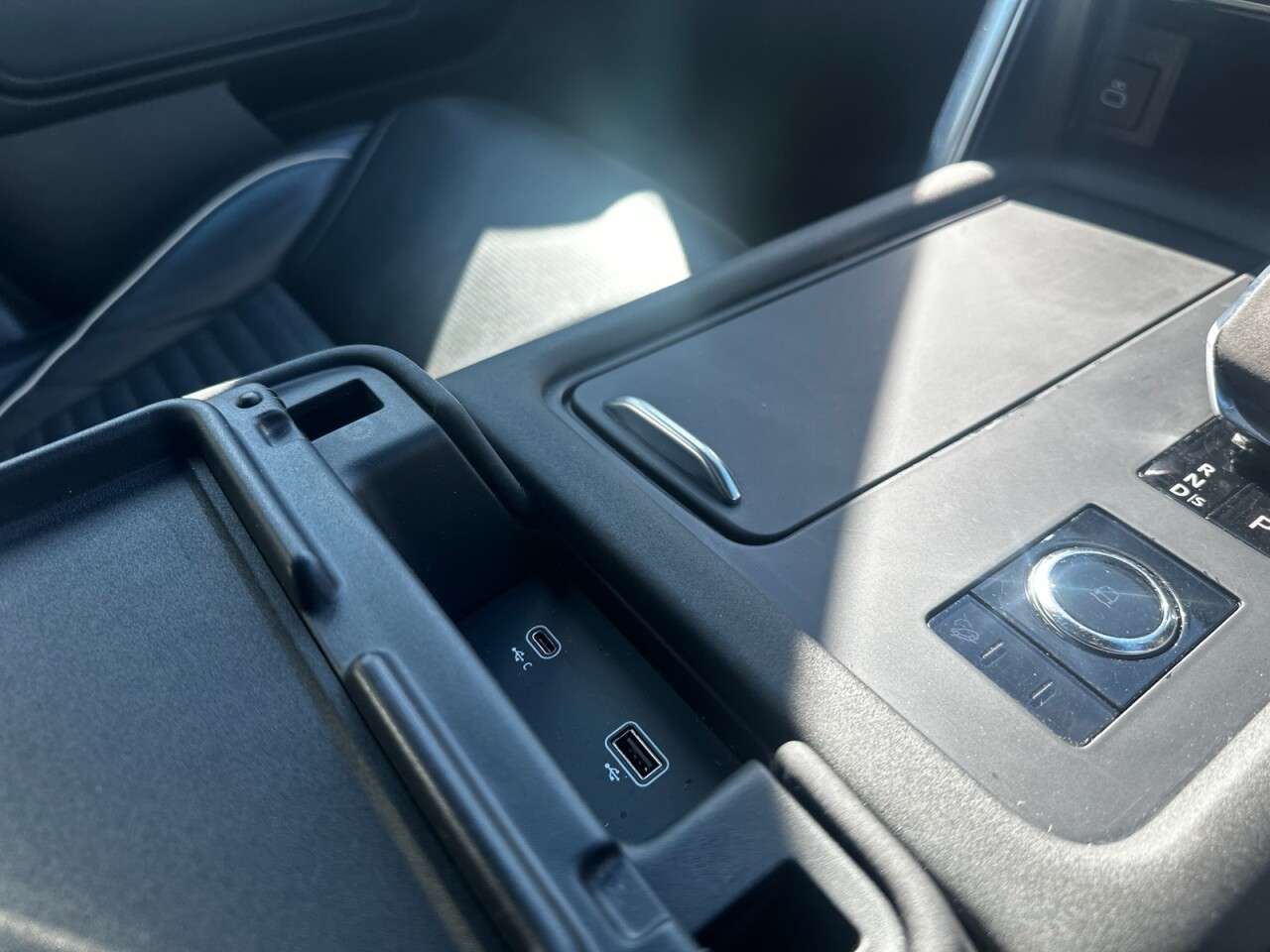 2021 LAND ROVER DISCOVERY 2021 LAND ROVER DISCOVERY