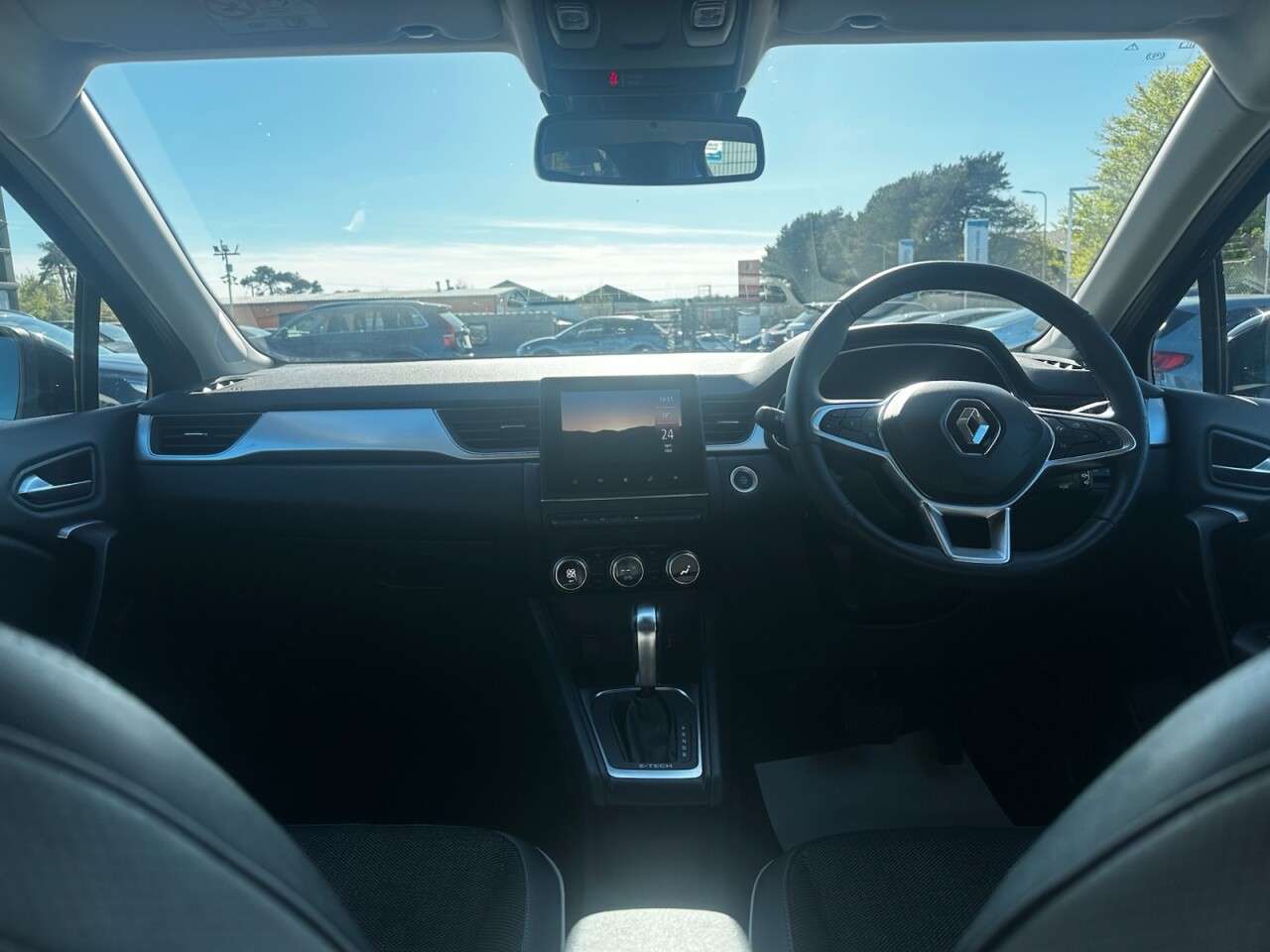2022 RENAULT CAPTUR 2022 RENAULT CAPTUR