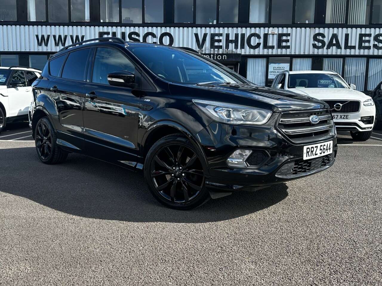 A 2017 FORD KUGA 2.0 TDCi EcoBlue ST-Line SUV 5dr Diesel Manual AWD Euro 6 (s/s) (180 ps) SA A 2017 FORD KUGA 2.0 TDCi EcoBlue ST-Line SUV 5dr Diesel Manual AWD Euro 6 (s/s) (180 ps) SA