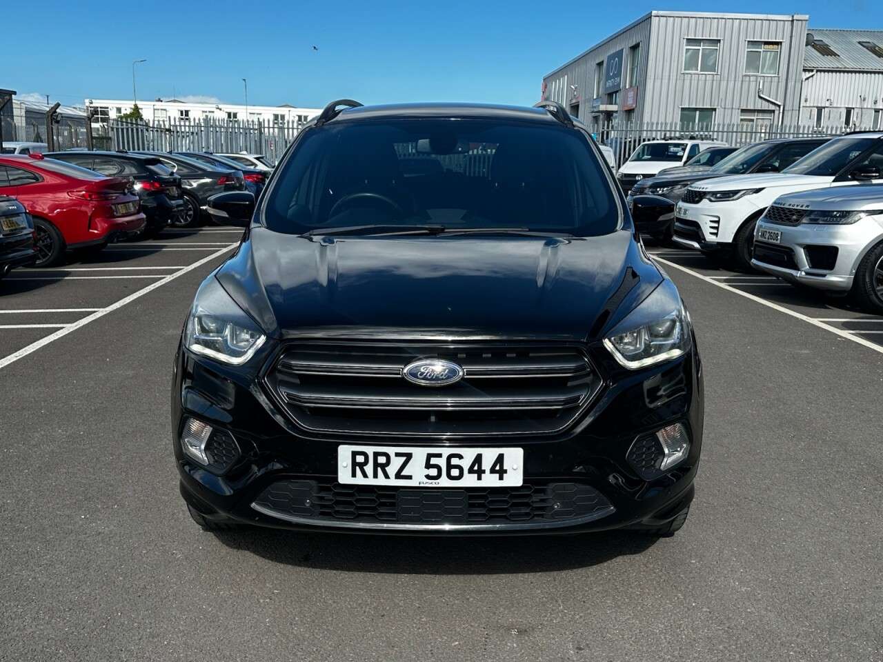 A 2017 FORD KUGA 2.0 TDCi EcoBlue ST-Line SUV 5dr Diesel Manual AWD Euro 6 (s/s) (180 ps) SA A 2017 FORD KUGA 2.0 TDCi EcoBlue ST-Line SUV 5dr Diesel Manual AWD Euro 6 (s/s) (180 ps) SA