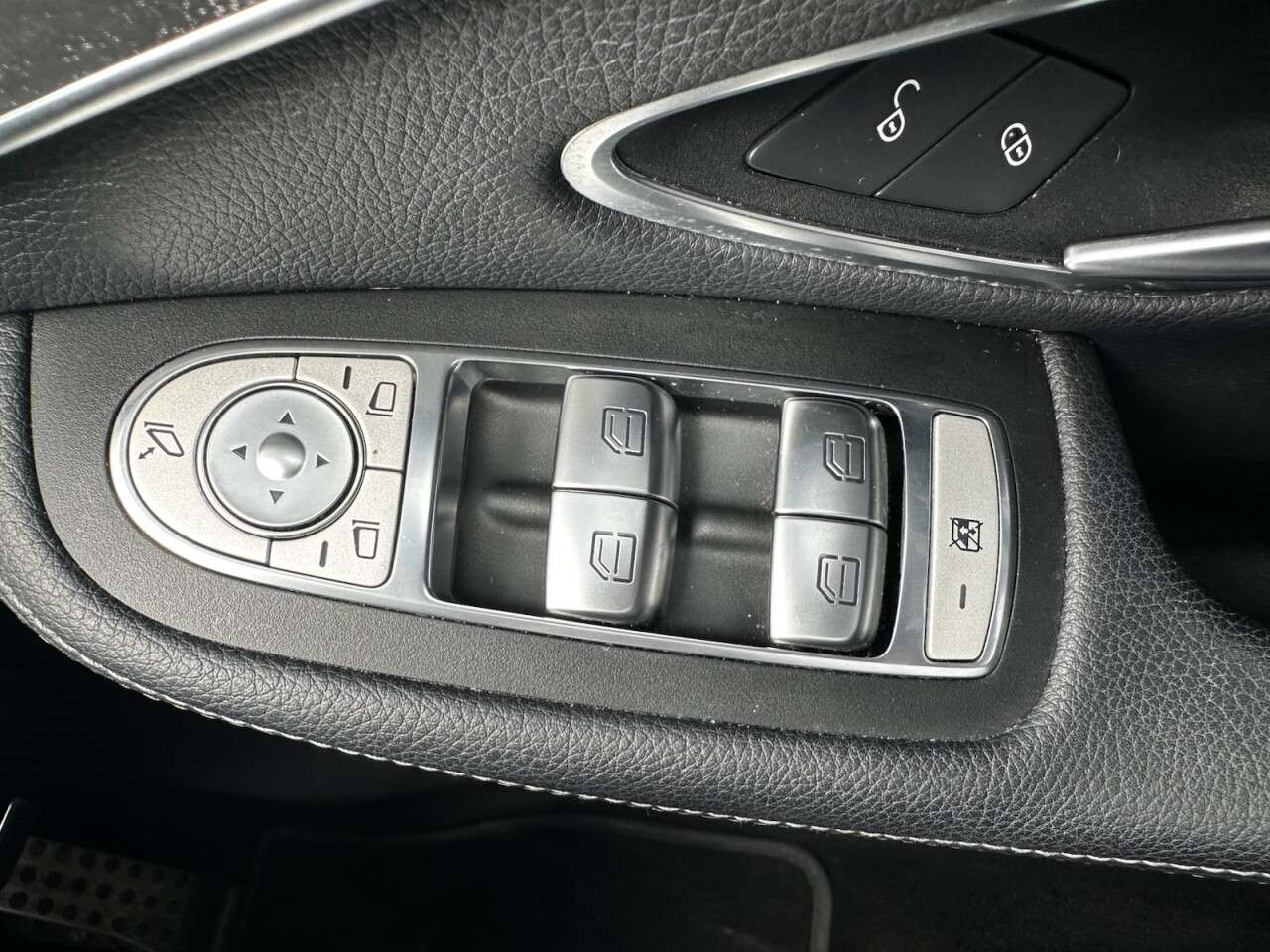 2017 MERCEDES-BENZ C-CLASS 2017 MERCEDES-BENZ C-CLASS