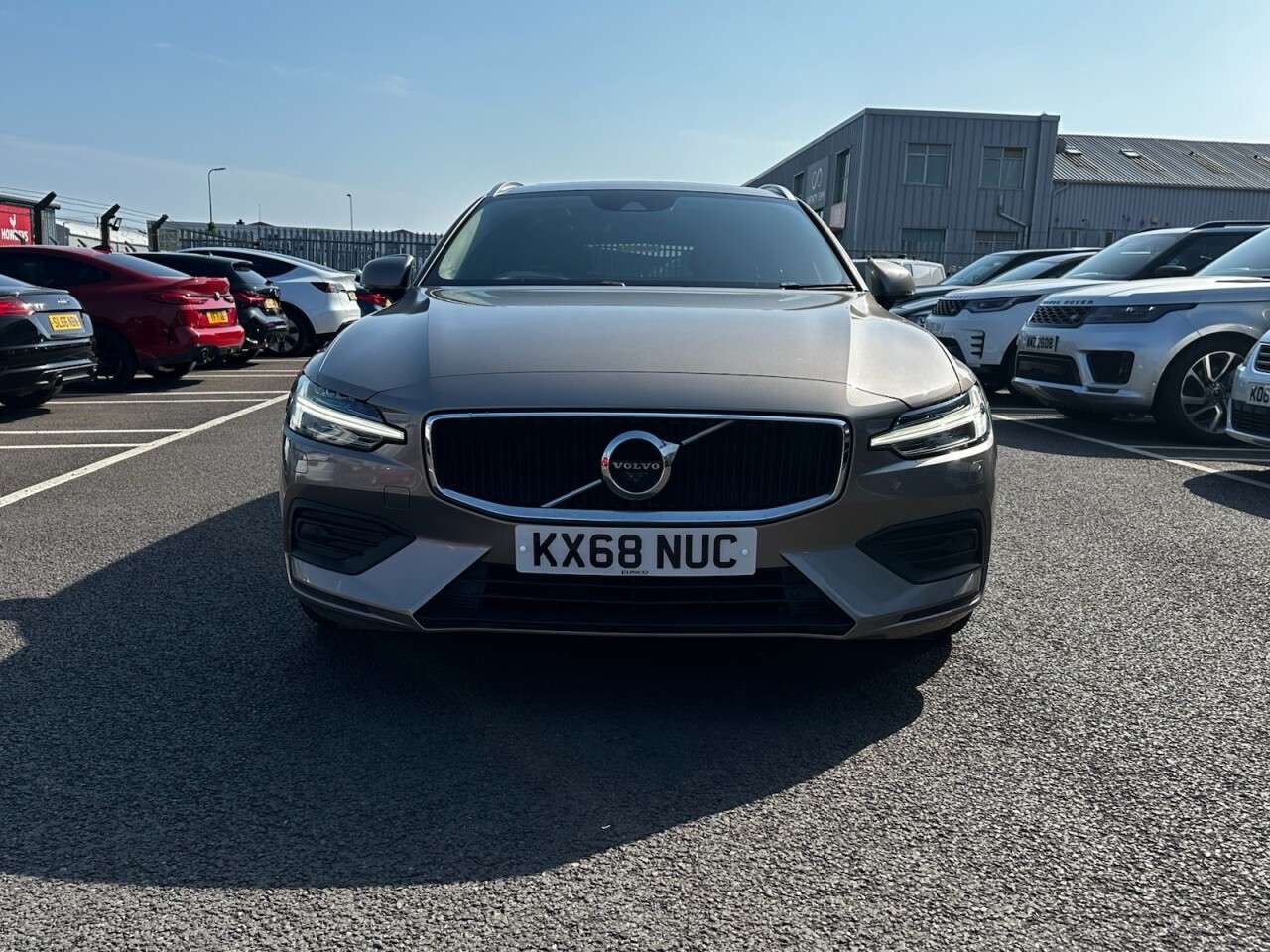 2018 VOLVO V60 2018 VOLVO V60