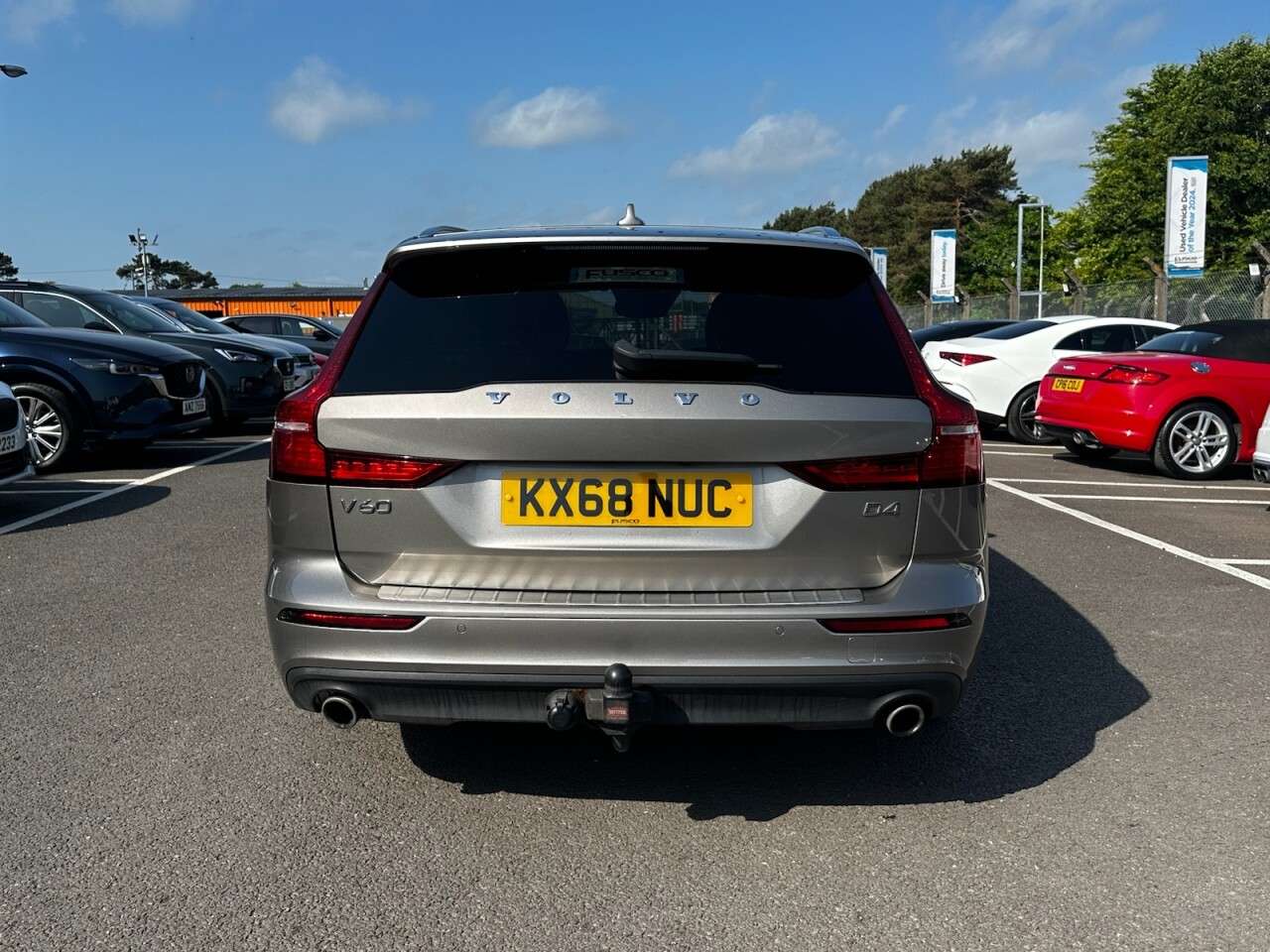 2018 VOLVO V60 2018 VOLVO V60