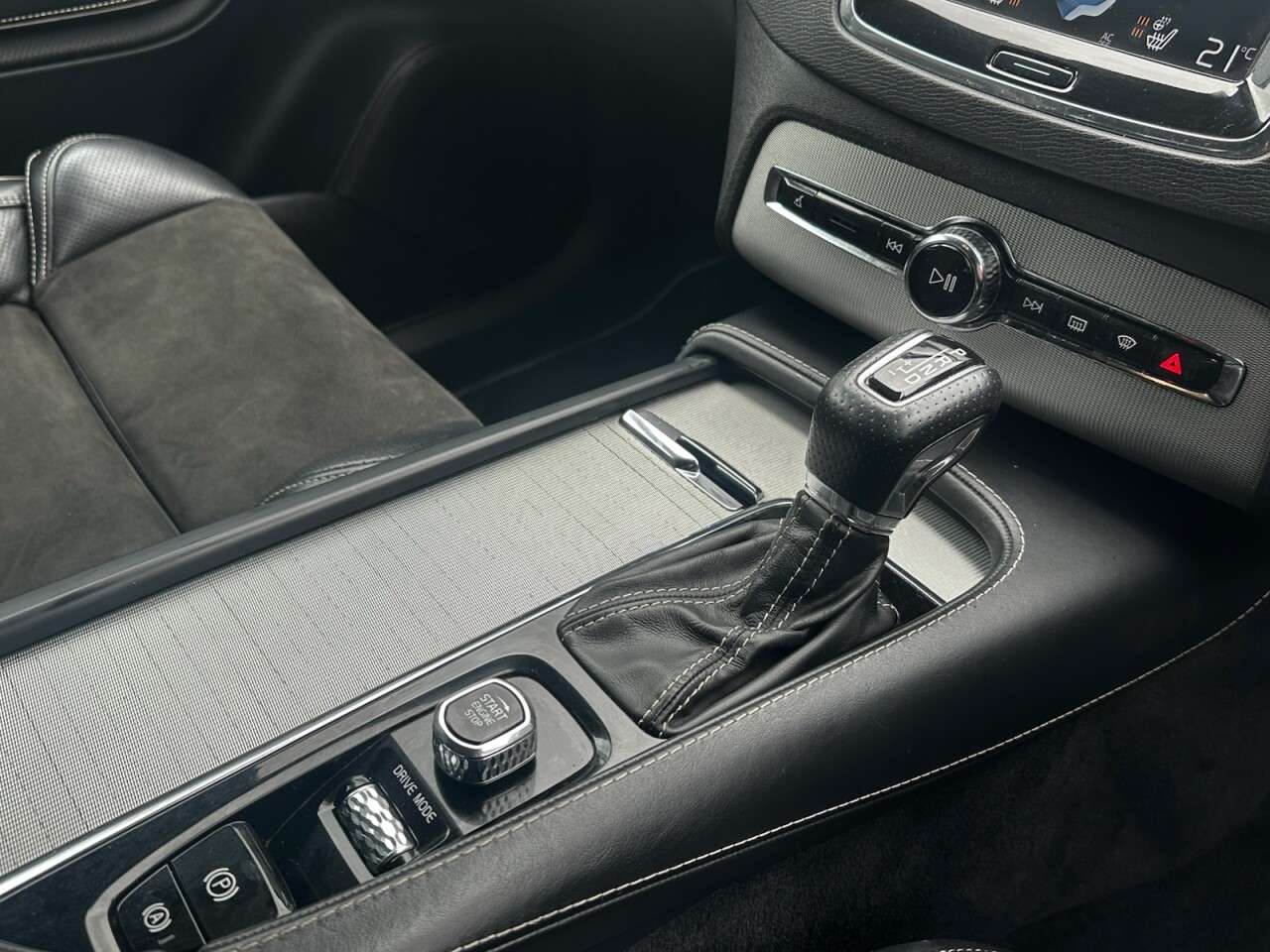 2018 VOLVO XC90 2018 VOLVO XC90