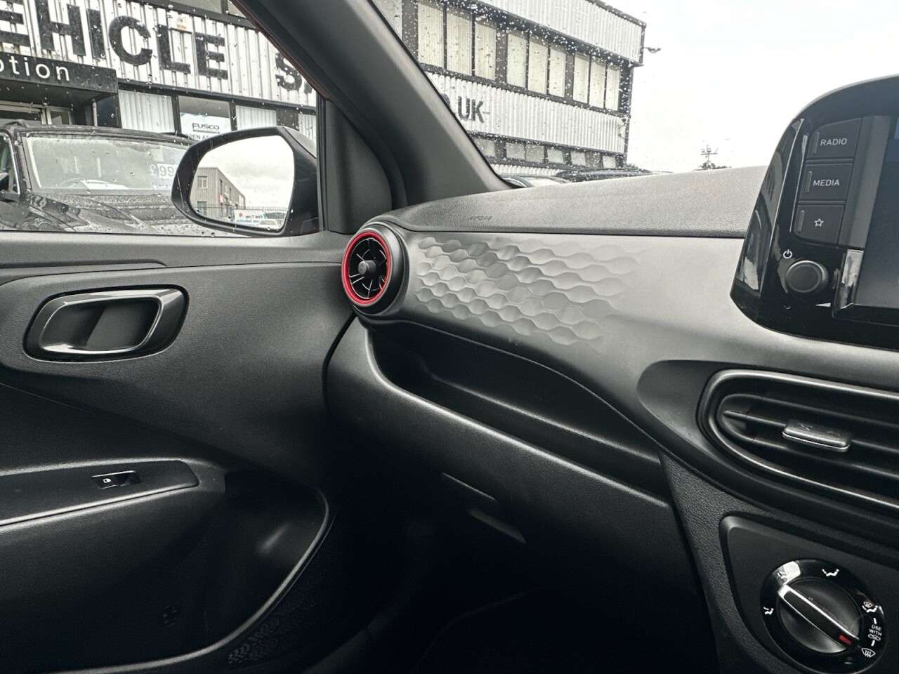 2021 HYUNDAI I10 2021 HYUNDAI I10