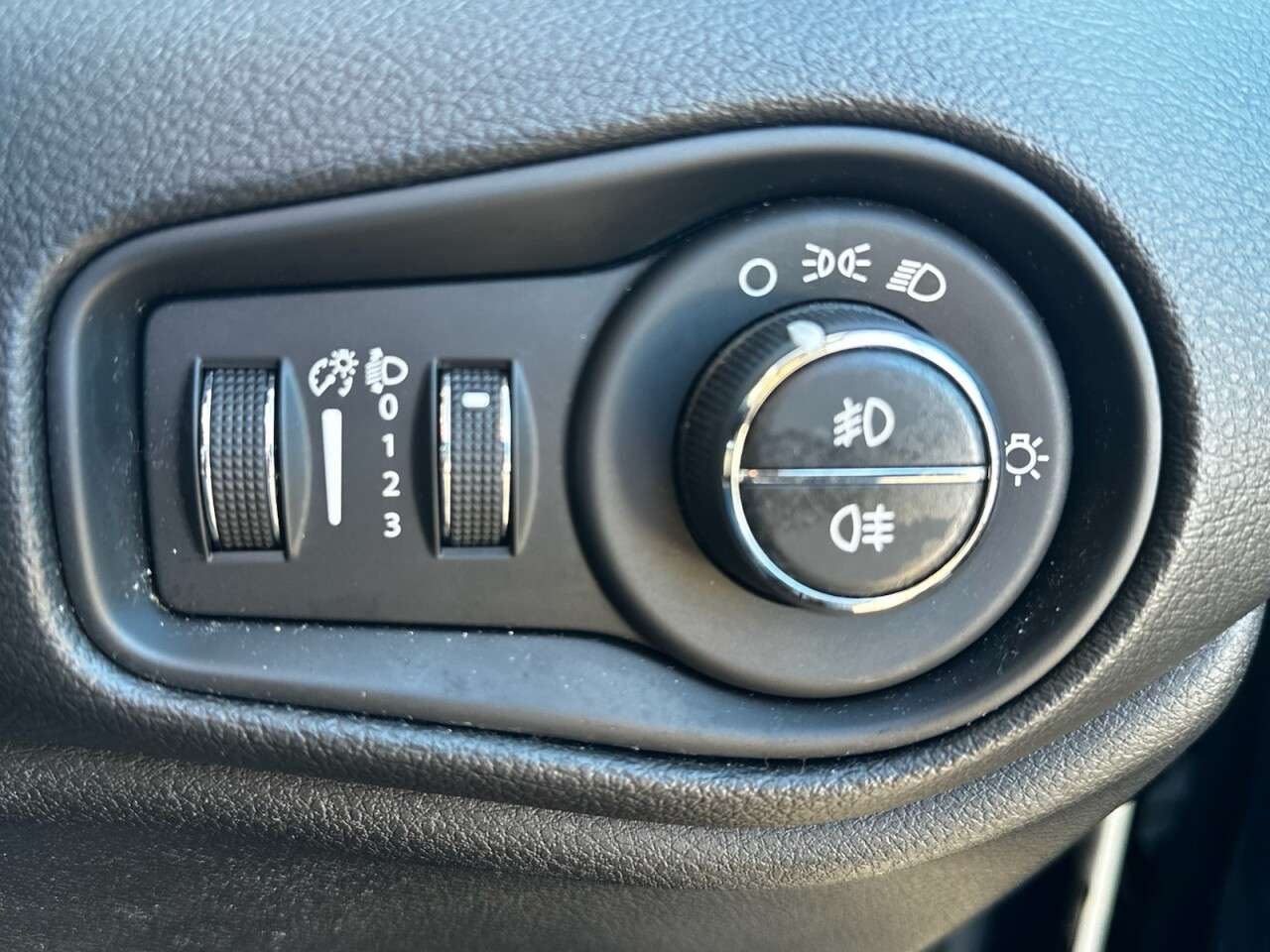 2020 JEEP RENEGADE 2020 JEEP RENEGADE