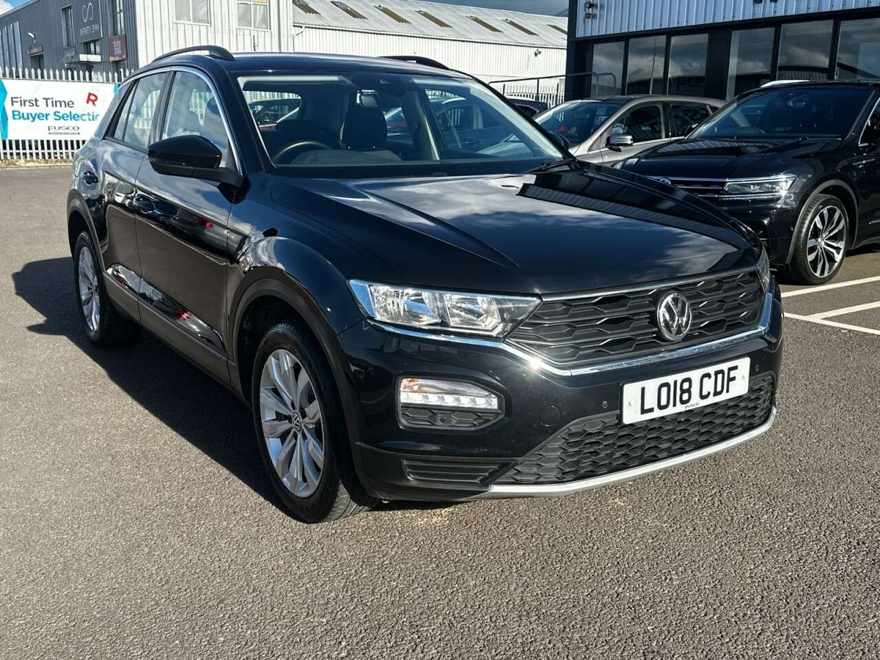 A 2018 VOLKSWAGEN T-ROC 1.0 TSI SE SUV 5dr Petrol Manual Euro 6 (s/s) (115 ps) APPLE CARPLAY, ANDRO A 2018 VOLKSWAGEN T-ROC 1.0 TSI SE SUV 5dr Petrol Manual Euro 6 (s/s) (115 ps) APPLE CARPLAY, ANDRO