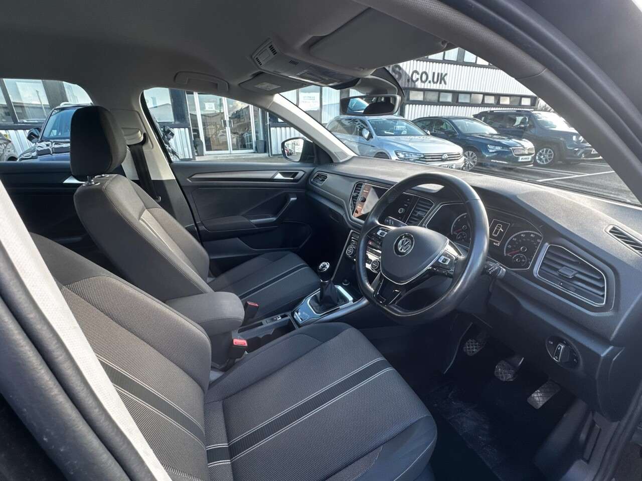2018 VOLKSWAGEN T-ROC 2018 VOLKSWAGEN T-ROC