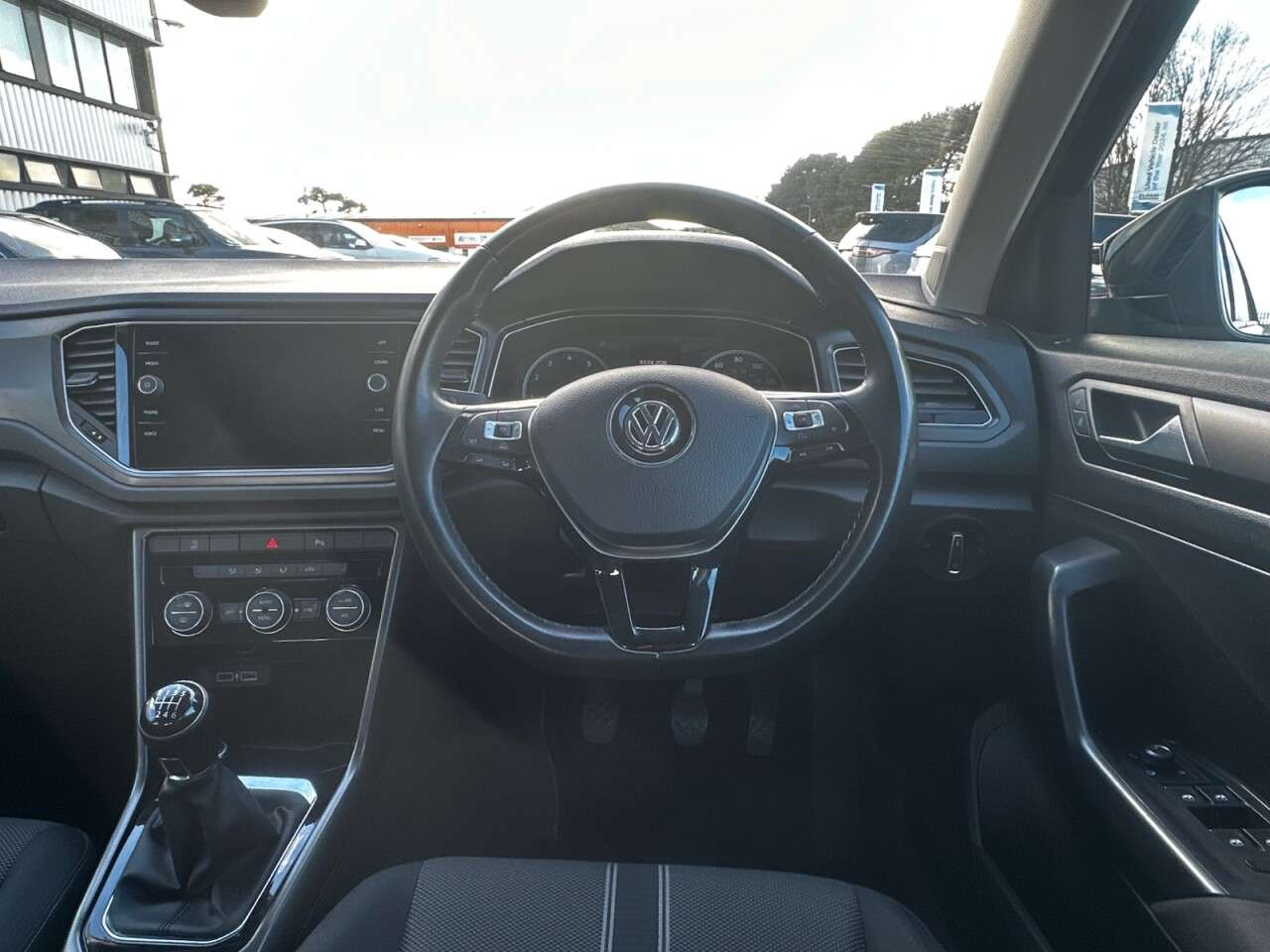 2018 VOLKSWAGEN T-ROC 2018 VOLKSWAGEN T-ROC