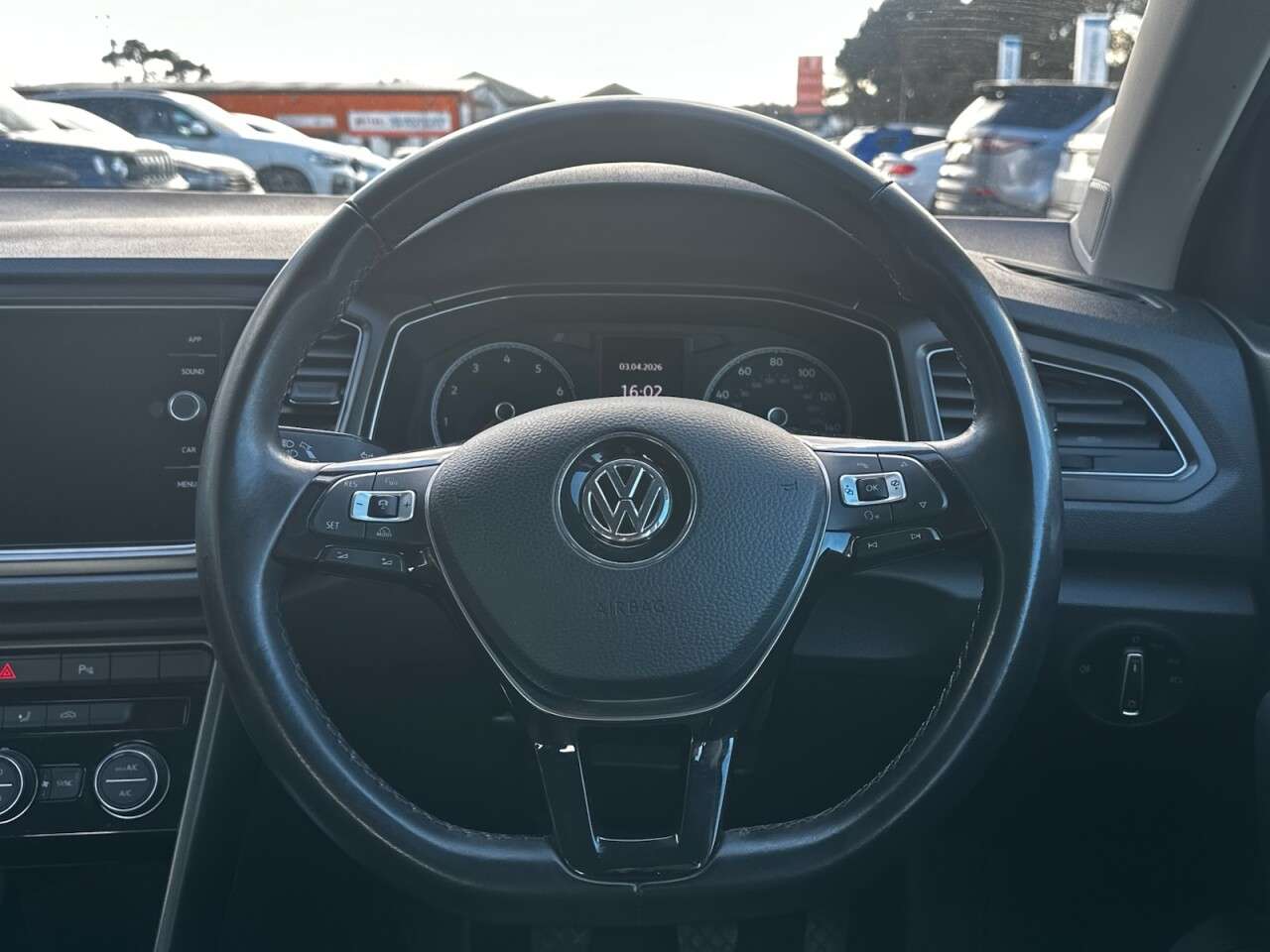 2018 VOLKSWAGEN T-ROC 2018 VOLKSWAGEN T-ROC