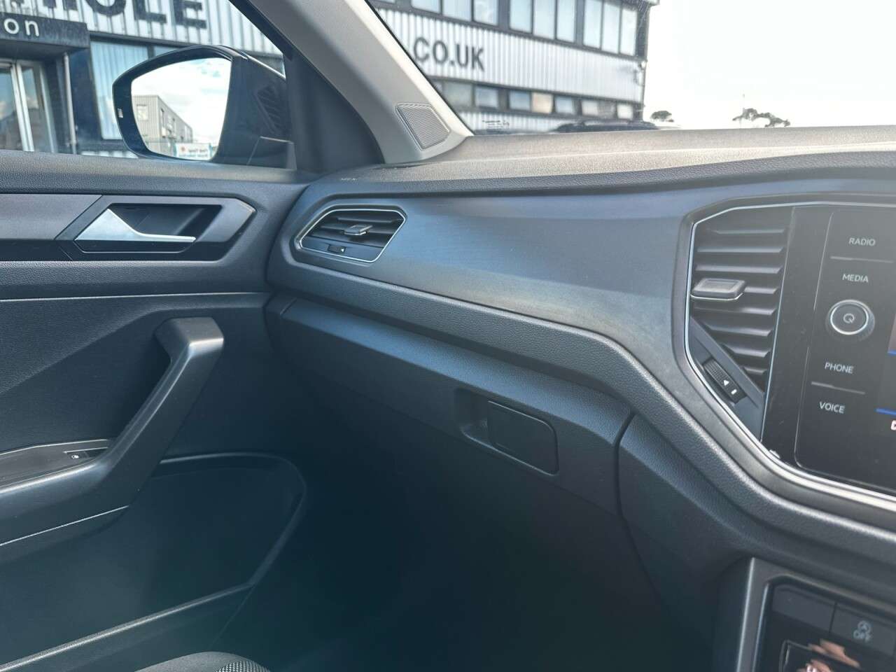 2018 VOLKSWAGEN T-ROC 2018 VOLKSWAGEN T-ROC