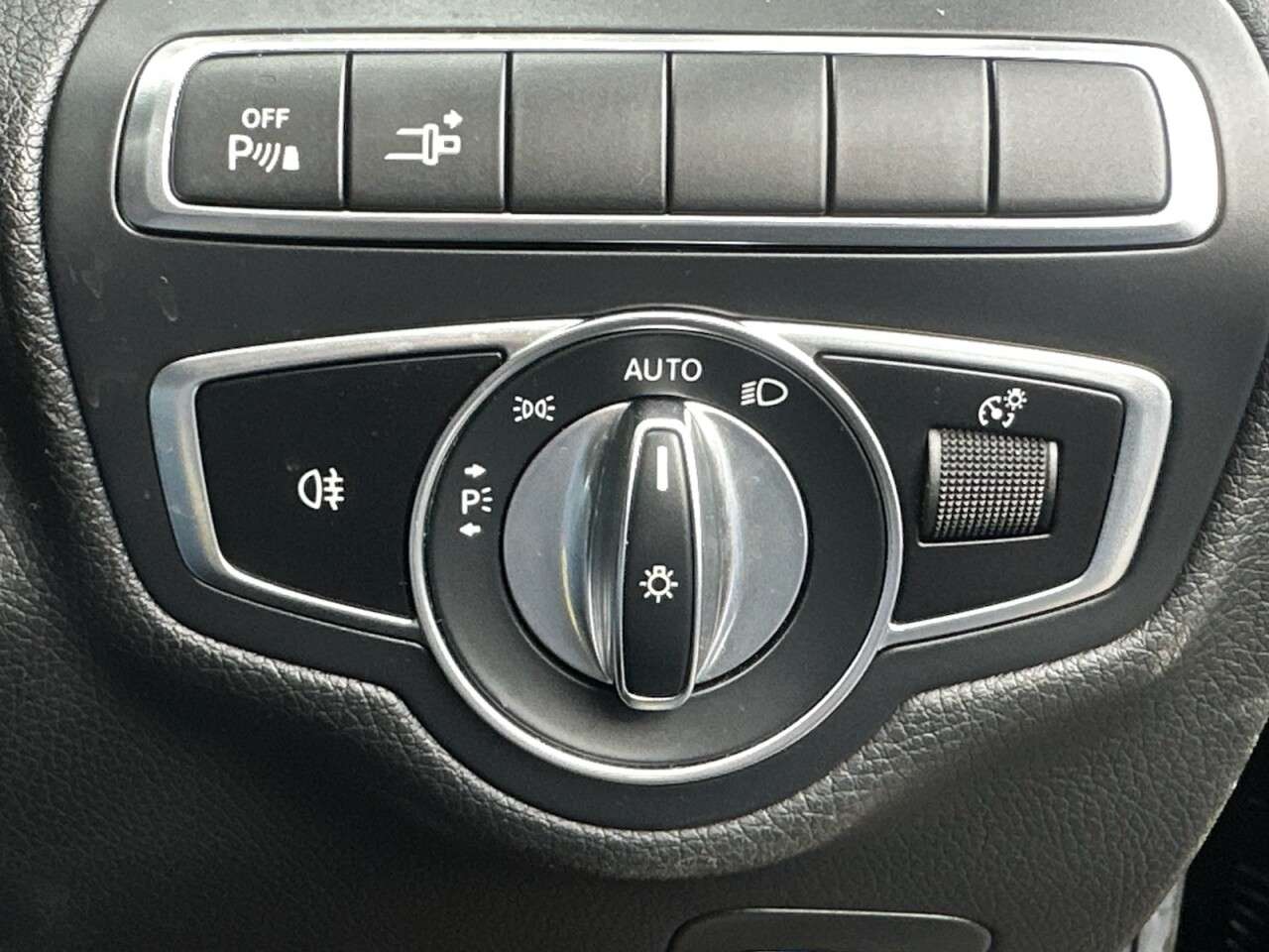 2019 MERCEDES-BENZ C-CLASS 2019 MERCEDES-BENZ C-CLASS