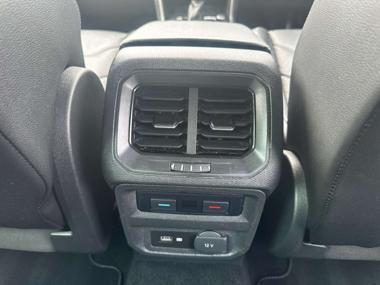 2020 VOLKSWAGEN TIGUAN 2020 VOLKSWAGEN TIGUAN