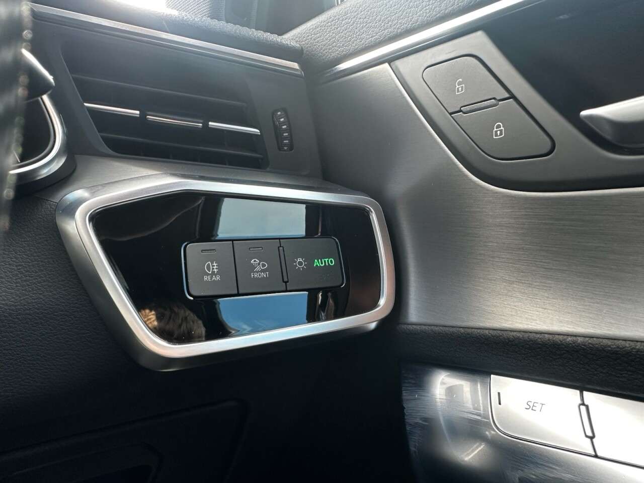 2021 AUDI A6 2021 AUDI A6