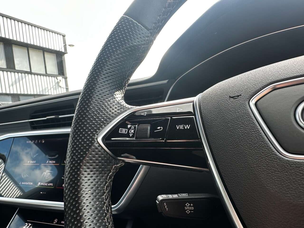 2021 AUDI A6 2021 AUDI A6