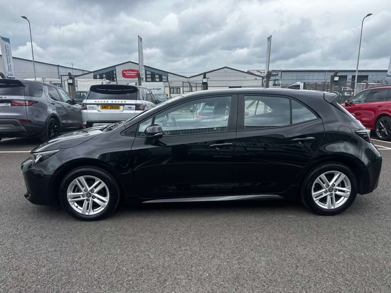 A 2023 TOYOTA COROLLA 1.8 VVT-h GPF Icon Tech Hatchback 5dr Petrol Hybrid CVT Euro 6 (s/s) (122 p A 2023 TOYOTA COROLLA 1.8 VVT-h GPF Icon Tech Hatchback 5dr Petrol Hybrid CVT Euro 6 (s/s) (122 p