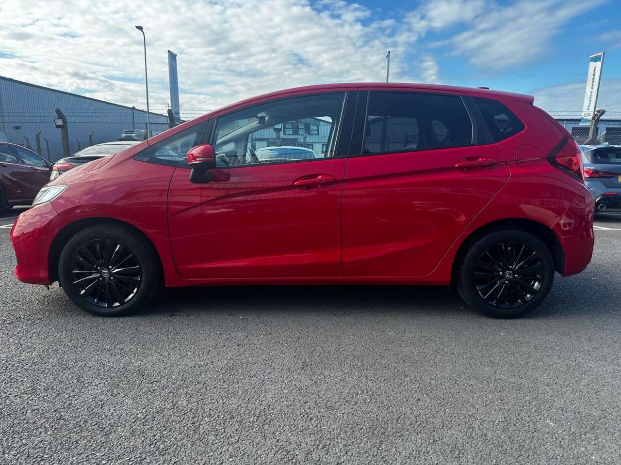 A 2018 HONDA JAZZ 1.3 i-VTEC EX Hatchback 5dr Petrol CVT Euro 6 (s/s) (102 ps) REVERSING CAME A 2018 HONDA JAZZ 1.3 i-VTEC EX Hatchback 5dr Petrol CVT Euro 6 (s/s) (102 ps) REVERSING CAME