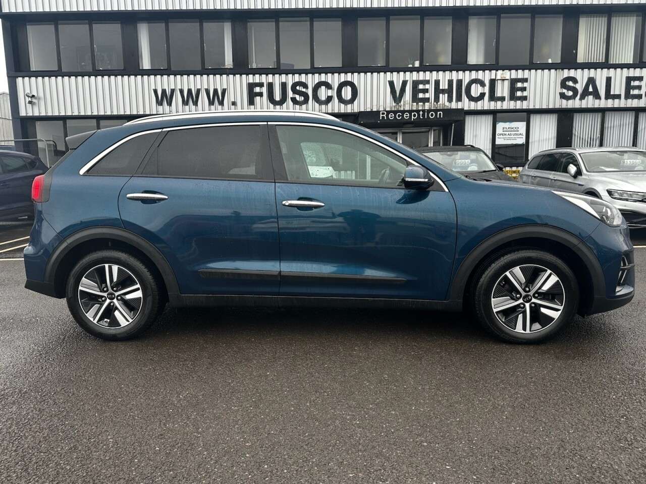 A 2021 KIA NIRO 1.6 GDi 2 SUV 5dr Petrol Hybrid DCT Euro 6 (s/s) (139 bhp) REVERSING CAMERA A 2021 KIA NIRO 1.6 GDi 2 SUV 5dr Petrol Hybrid DCT Euro 6 (s/s) (139 bhp) REVERSING CAMERA
