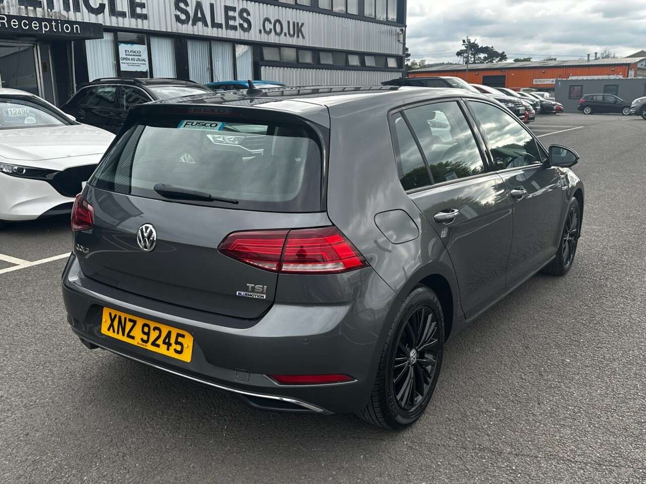 2017 VOLKSWAGEN GOLF 2017 VOLKSWAGEN GOLF