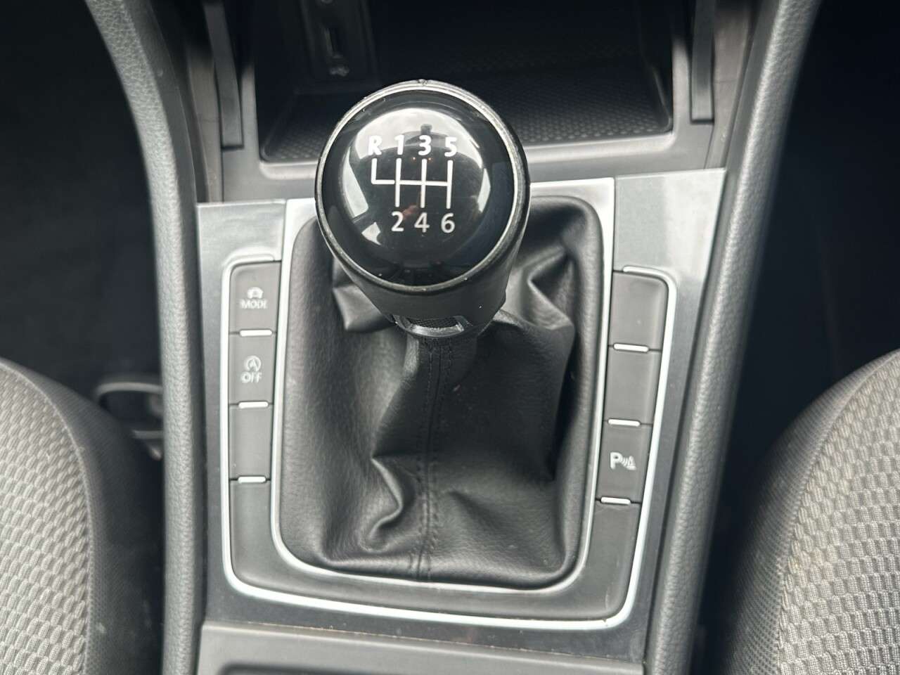 2017 VOLKSWAGEN GOLF 2017 VOLKSWAGEN GOLF