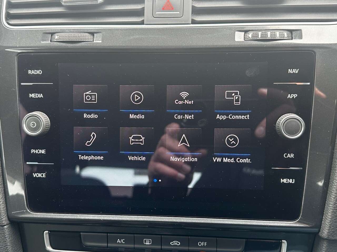 2017 VOLKSWAGEN GOLF 2017 VOLKSWAGEN GOLF
