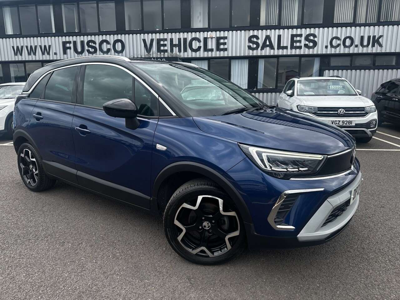 A 2021 VAUXHALL CROSSLAND 1.2 Turbo SRi Nav SUV 5dr Petrol Manual Euro 6 (s/s) (130 ps) SAT NAV, PARK A 2021 VAUXHALL CROSSLAND 1.2 Turbo SRi Nav SUV 5dr Petrol Manual Euro 6 (s/s) (130 ps) SAT NAV, PARK