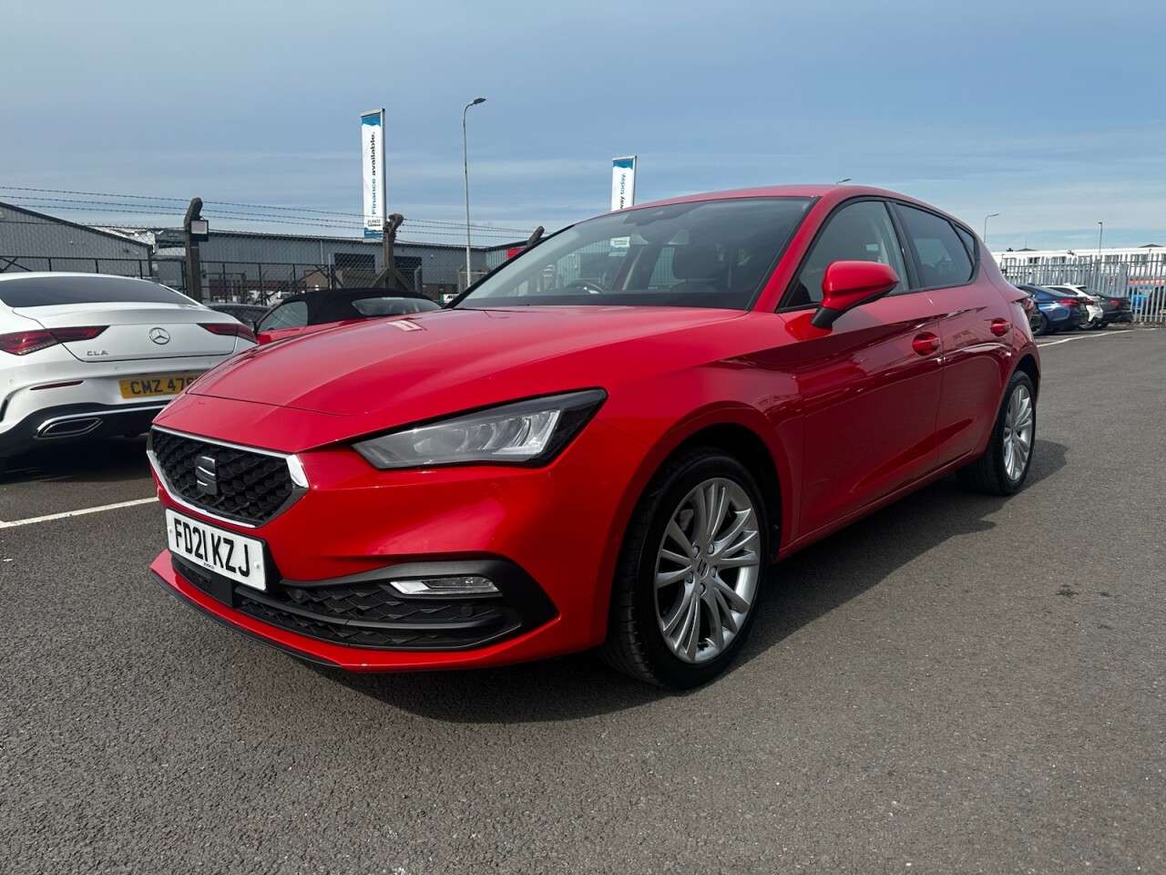A 2021 SEAT LEON 1.0 TSI EVO SE Dynamic Hatchback 5dr Petrol Manual Euro 6 (s/s) (110 ps) VI A 2021 SEAT LEON 1.0 TSI EVO SE Dynamic Hatchback 5dr Petrol Manual Euro 6 (s/s) (110 ps) VI