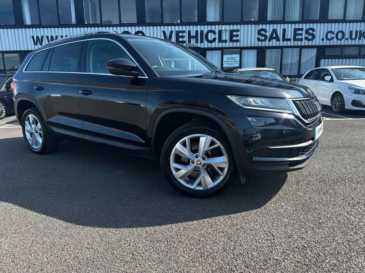 A 2019 SKODA KODIAQ 2.0 TDI Edition SUV 5dr Diesel DSG 4WD Euro 6 (s/s) (5 Seat) (190 ps) LEATH A 2019 SKODA KODIAQ 2.0 TDI Edition SUV 5dr Diesel DSG 4WD Euro 6 (s/s) (5 Seat) (190 ps) LEATH