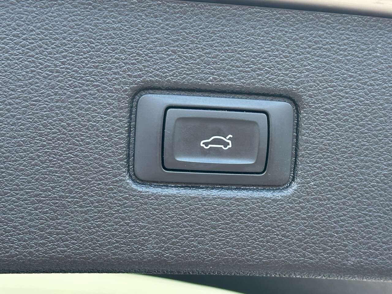 2017 AUDI Q7 2017 AUDI Q7