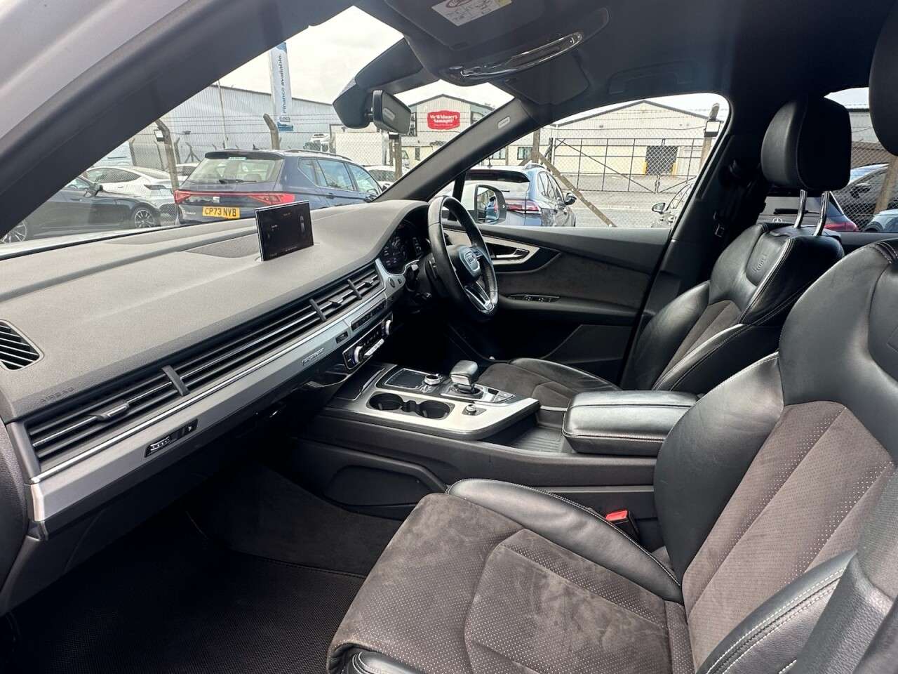 2017 AUDI Q7 2017 AUDI Q7