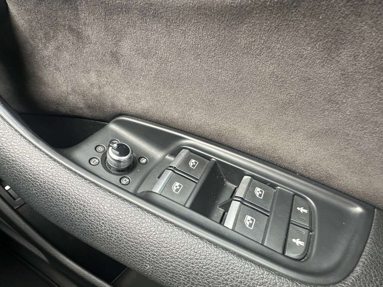 2017 AUDI Q7 2017 AUDI Q7