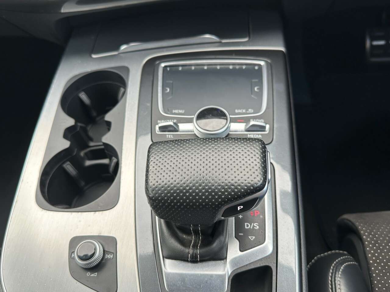 2017 AUDI Q7 2017 AUDI Q7