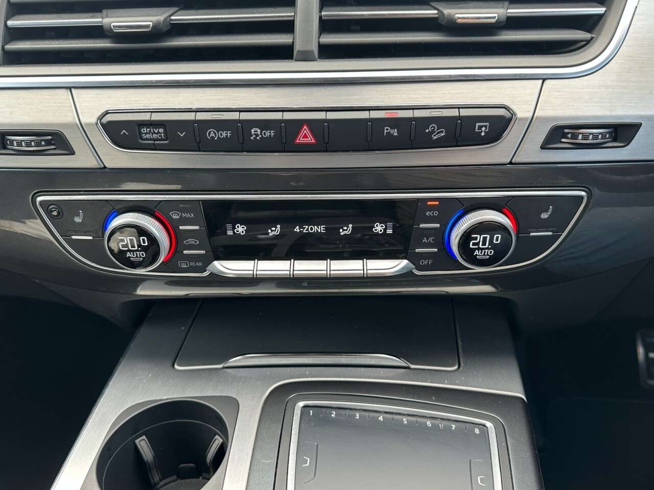 2017 AUDI Q7 2017 AUDI Q7