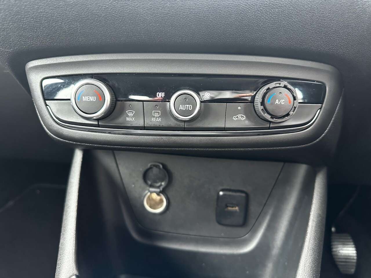 2018 VAUXHALL CROSSLAND X 2018 VAUXHALL CROSSLAND X