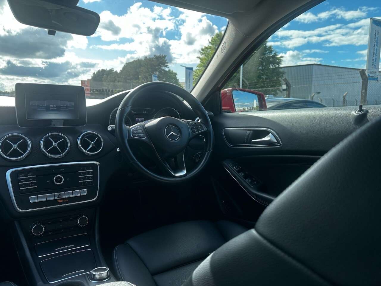 2019 MERCEDES-BENZ 180 2019 MERCEDES-BENZ 180