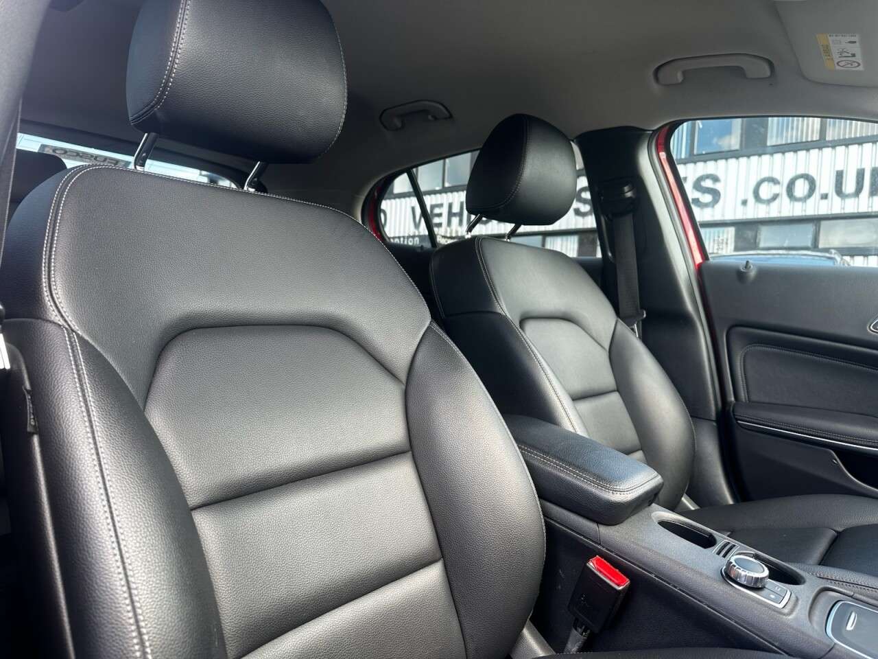 2019 MERCEDES-BENZ 180 2019 MERCEDES-BENZ 180