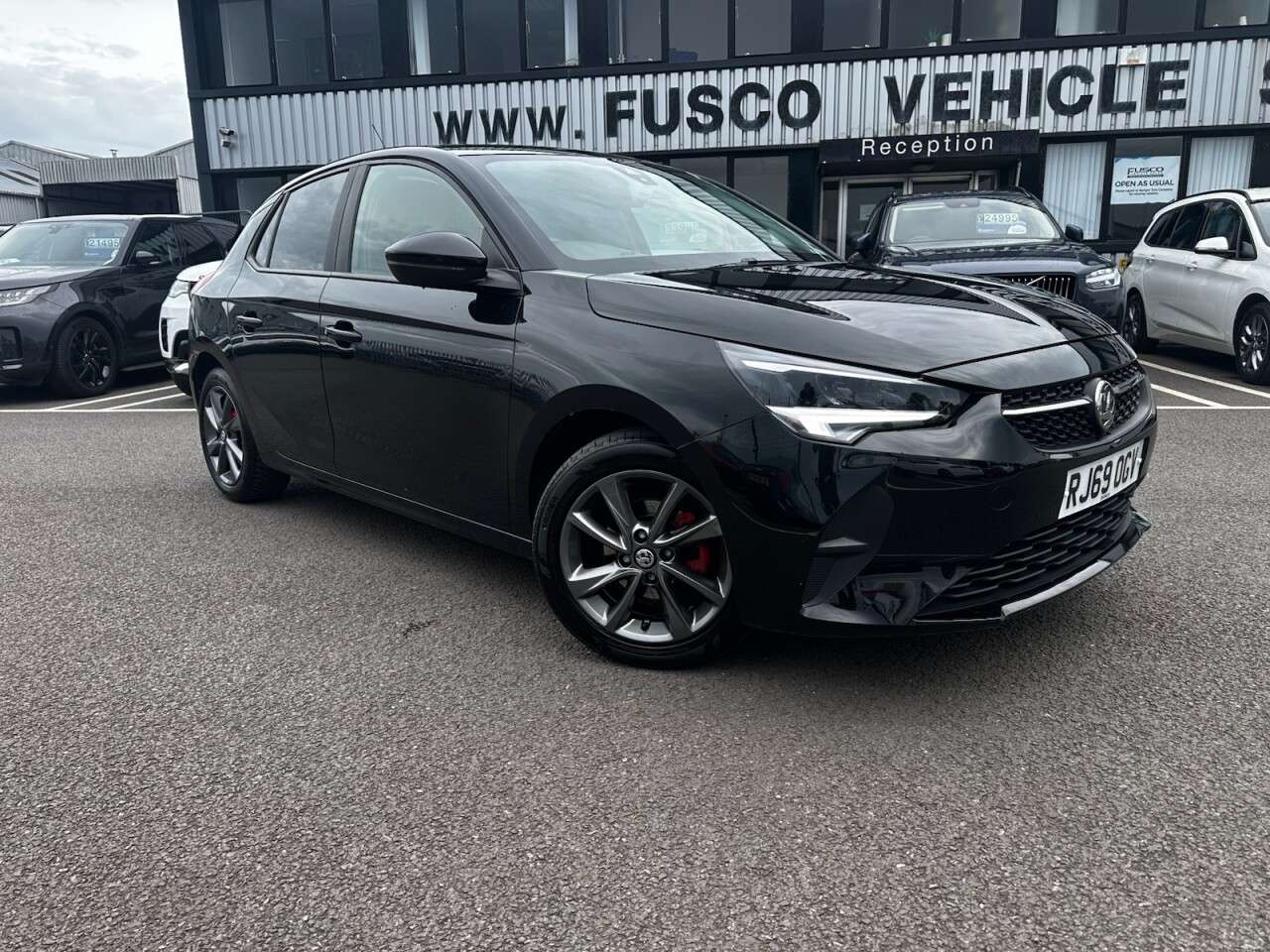 A 2019 VAUXHALL CORSA 1.2 SE Hatchback 5dr Petrol Manual Euro 6 (75 ps) APPLE CARPLAY, ANDROID AU A 2019 VAUXHALL CORSA 1.2 SE Hatchback 5dr Petrol Manual Euro 6 (75 ps) APPLE CARPLAY, ANDROID AU