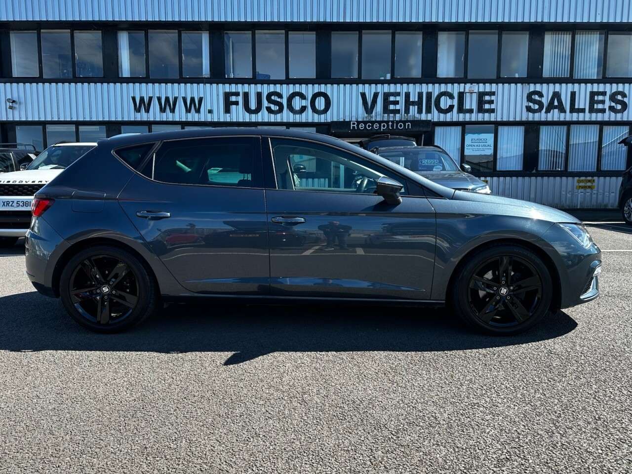 A 2018 SEAT LEON 1.5 TSI EVO FR Hatchback 5dr Petrol Manual Euro 6 (s/s) (130 ps) APPLE CARP A 2018 SEAT LEON 1.5 TSI EVO FR Hatchback 5dr Petrol Manual Euro 6 (s/s) (130 ps) APPLE CARP