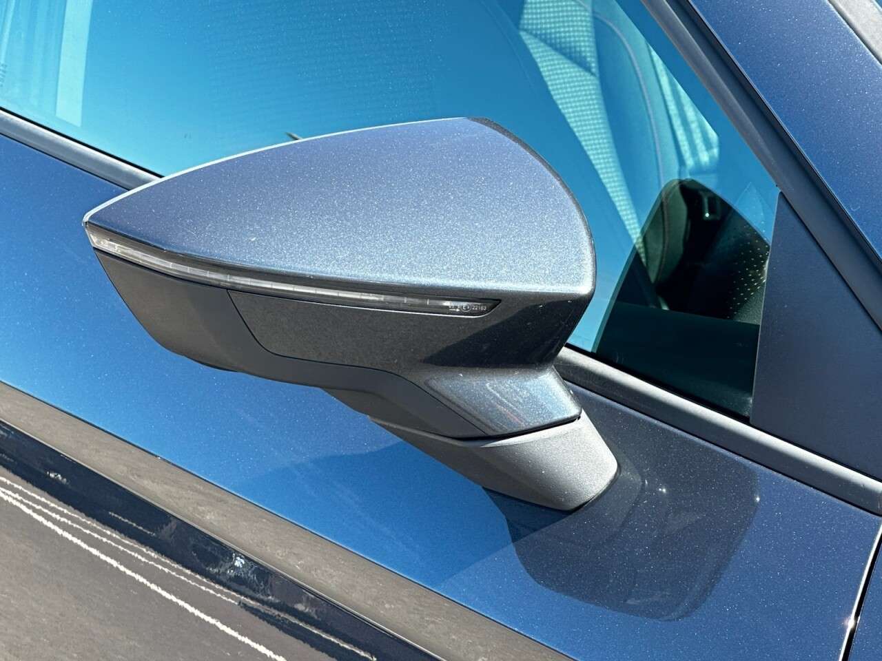 A 2018 SEAT LEON 1.5 TSI EVO FR Hatchback 5dr Petrol Manual Euro 6 (s/s) (130 ps) APPLE CARP A 2018 SEAT LEON 1.5 TSI EVO FR Hatchback 5dr Petrol Manual Euro 6 (s/s) (130 ps) APPLE CARP