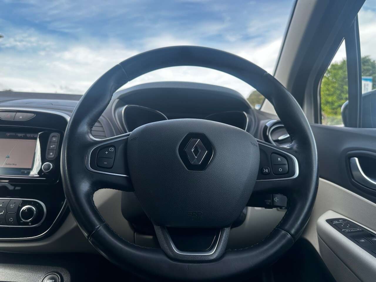 2019 RENAULT CAPTUR 2019 RENAULT CAPTUR